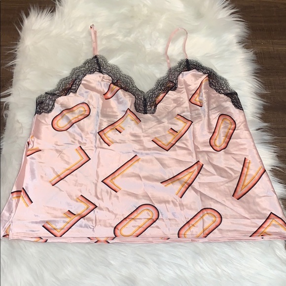 Victoria's Secret Other - 🔛💜FLASH SALE⚡️ Victoria’s secrete pajamas